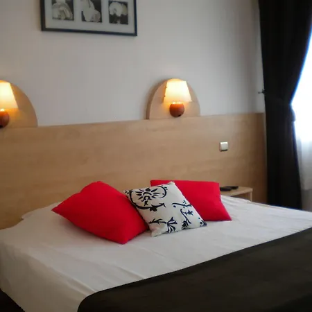 Hotel De Paris